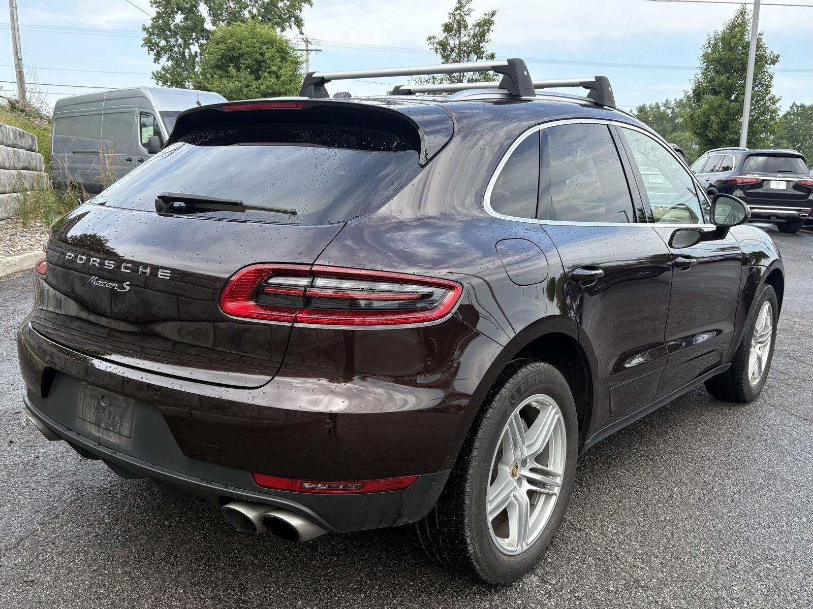 Used 2016  Porsche S image 6