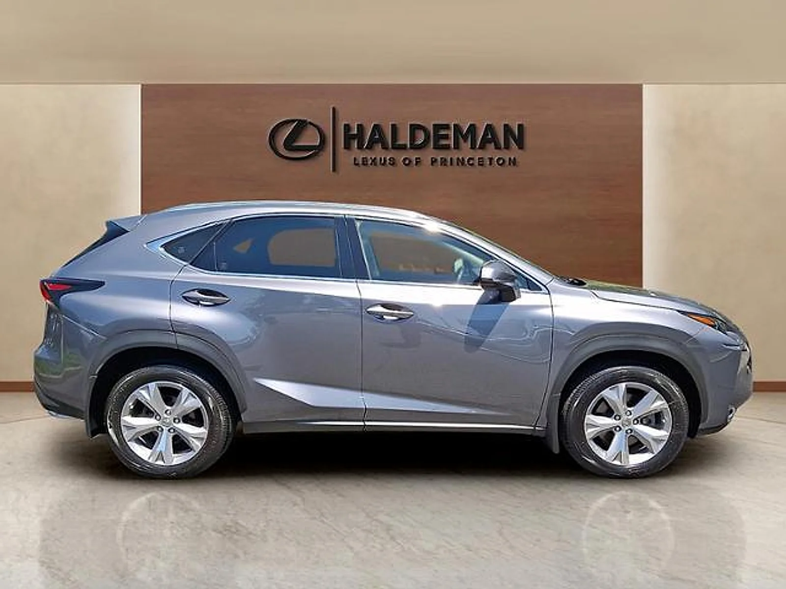 Used 2017 Nebula Gray Pearl Lexus  image 7