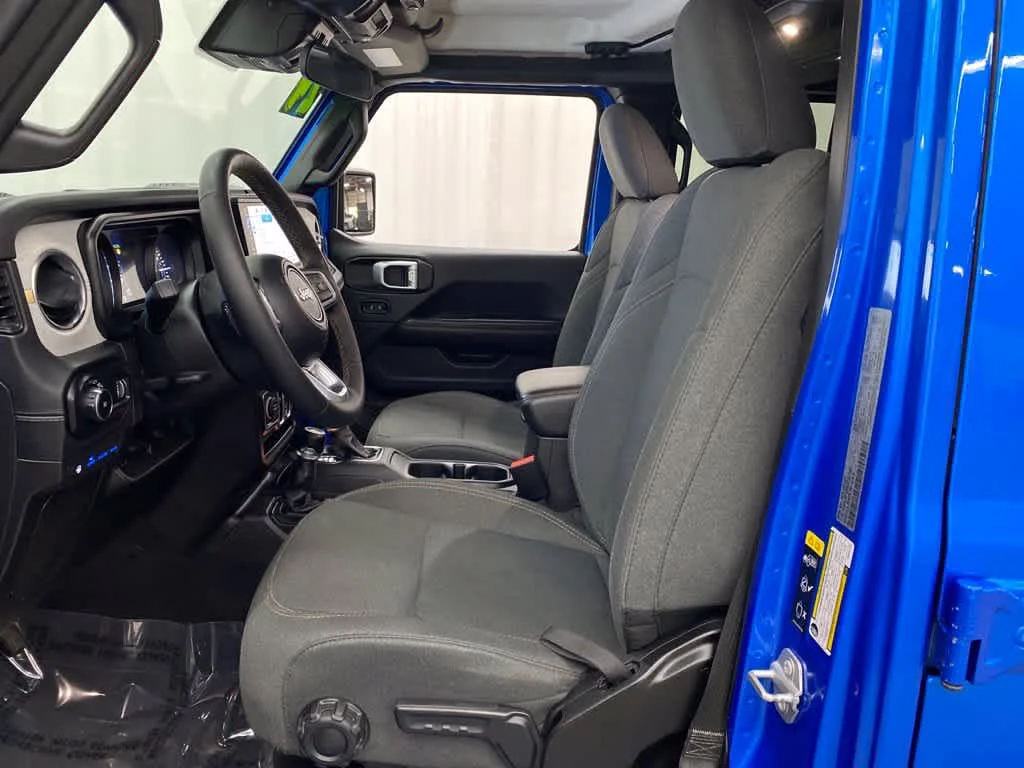 Used 2024 Hydro Blue Pearlcoat Jeep Sahara image 14