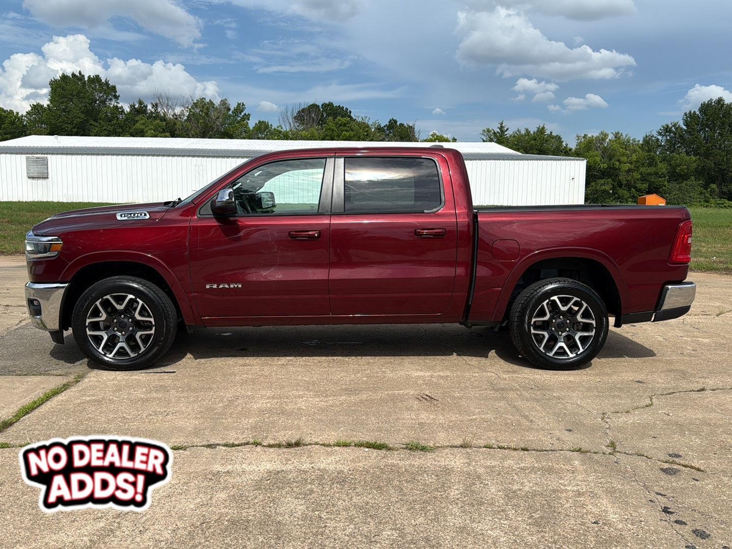 Used 2025 Delmonico Red Pearlcoat Ram Laramie image 4