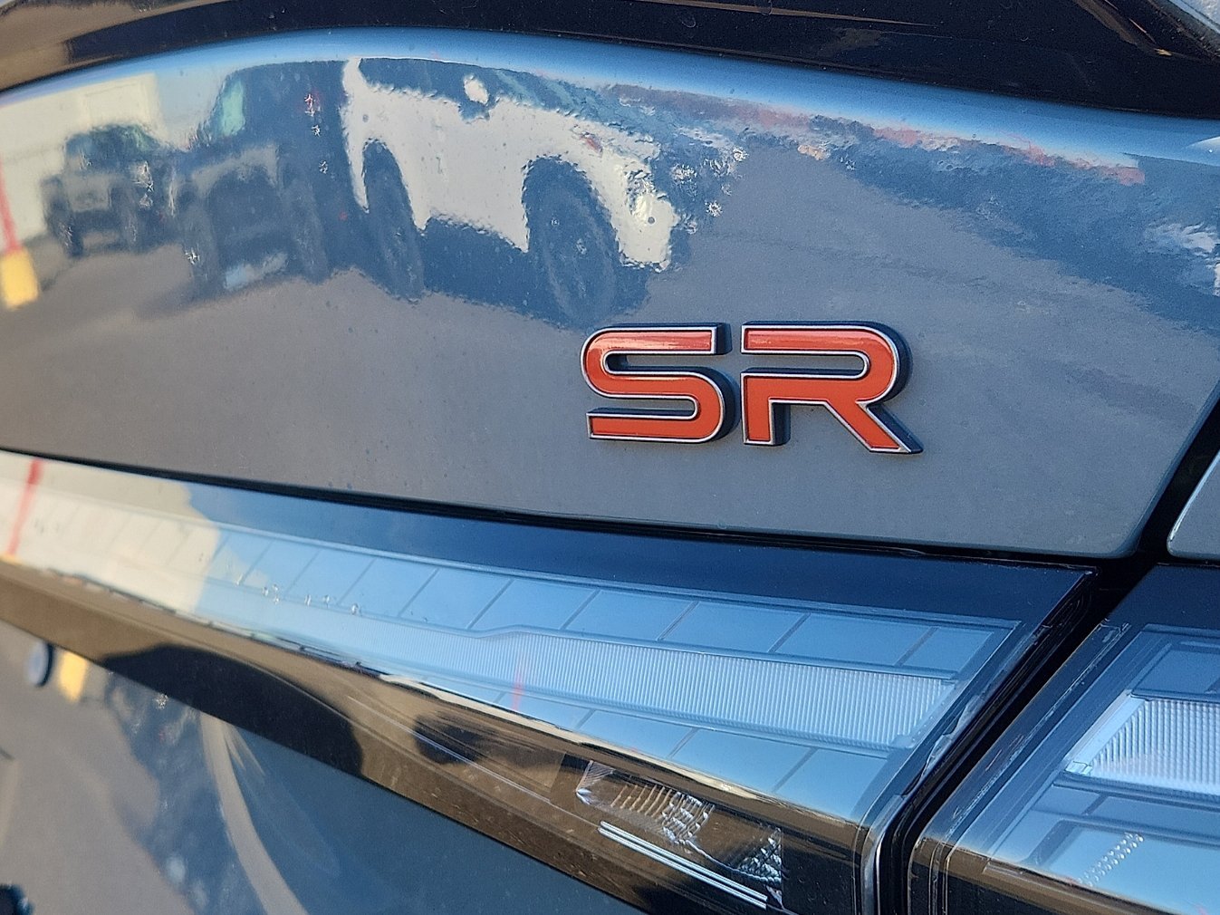 New 2027 Atlantic Gray Metallic / Super Black Two-tone Nissan SR image 8