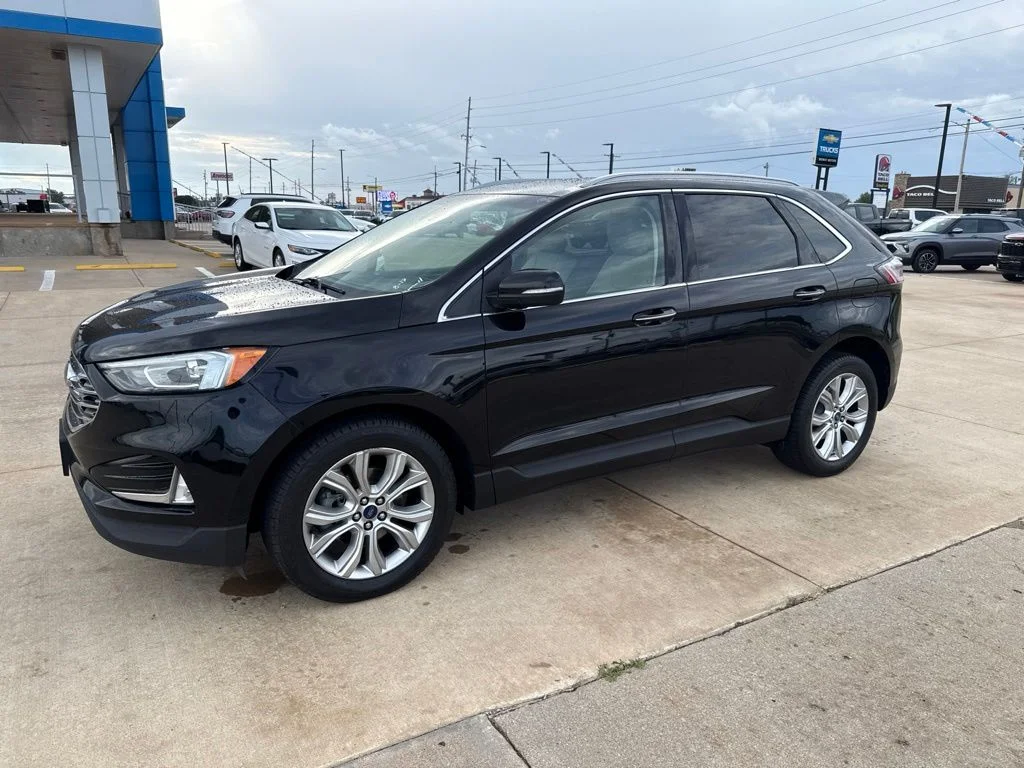 Used 2020 Black Ford Titanium image 27