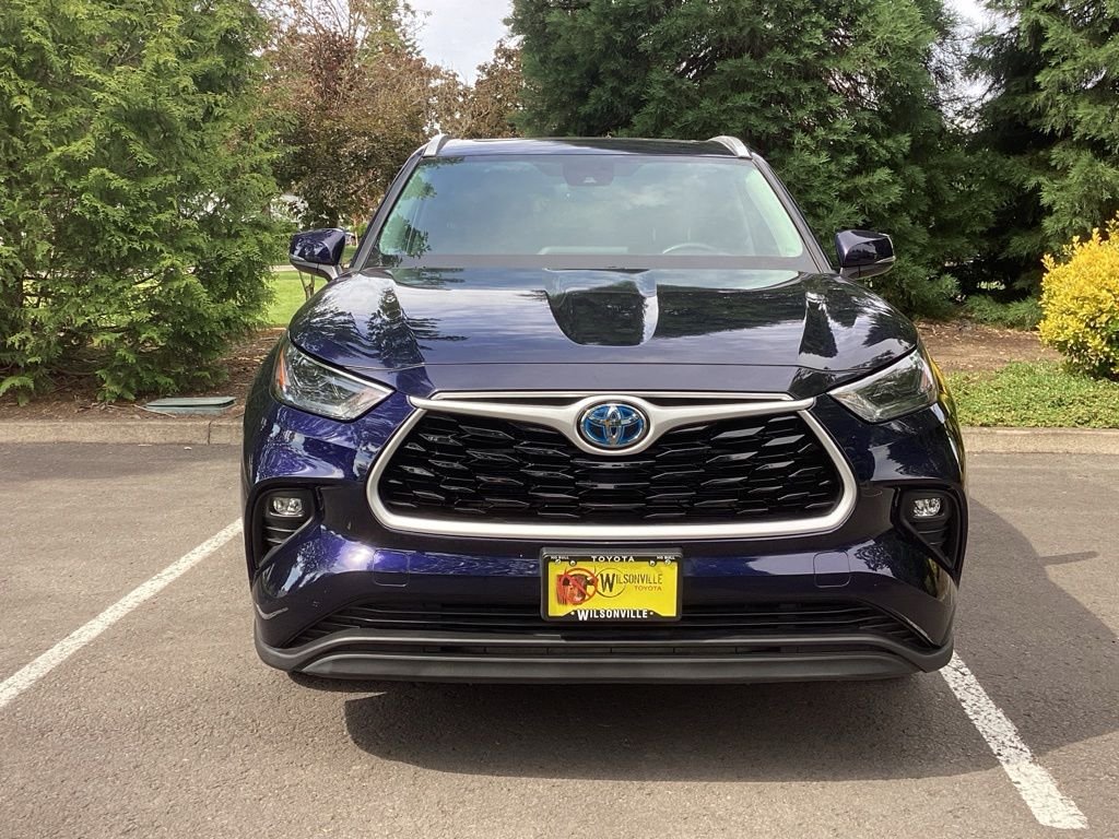Used 2022  Toyota XLE image 20