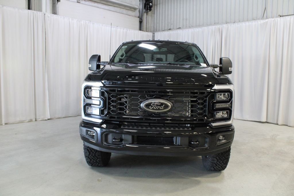 New 2026 Agate Black Metallic Ford XLT image 37