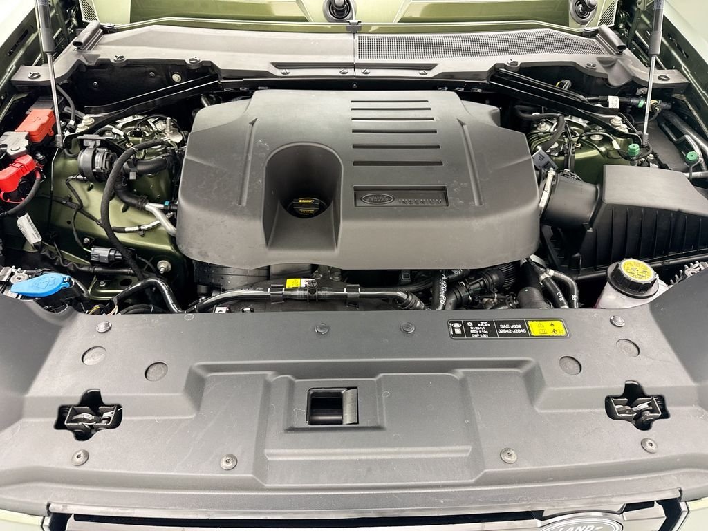 New 2026 Woolstone Green LAND ROVER X-Dynamic SE image 28