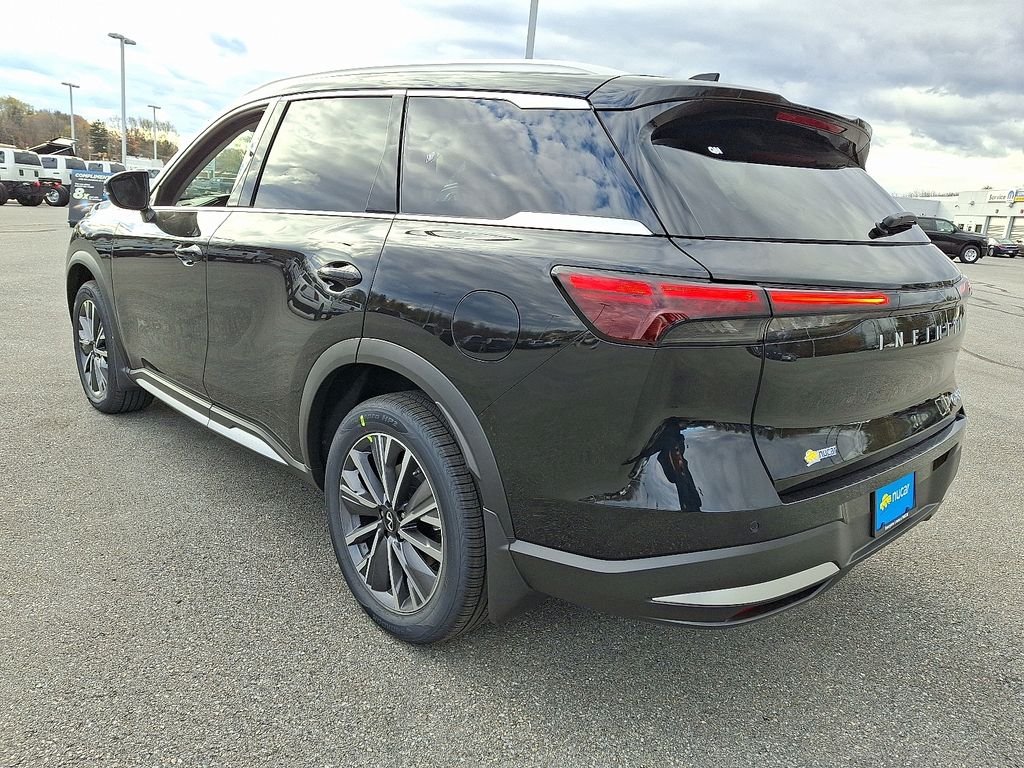 2026 INFINITI QX60 — photo 3