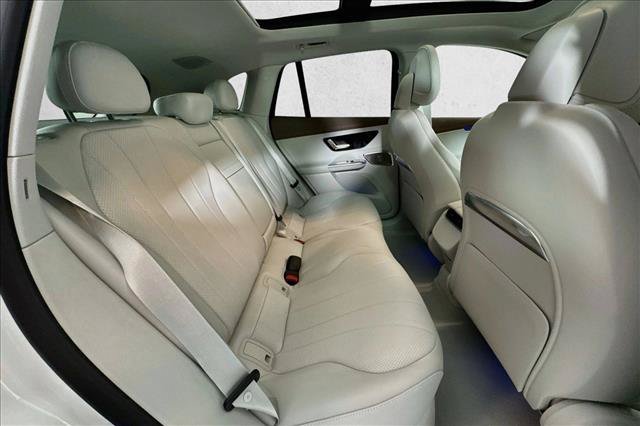 New 2026 Polar White Mercedes-Benz EQE 320+ image 54