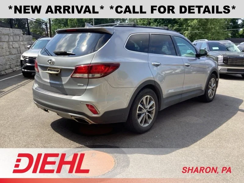 Used 2017 Gray Hyundai SE image 7