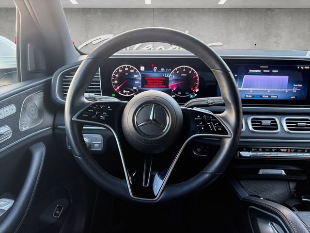 Used 2025  Mercedes-Benz GLS 450 image 21