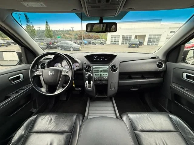 Used 2010 Polished Metal Metallic Honda EX-L image 10