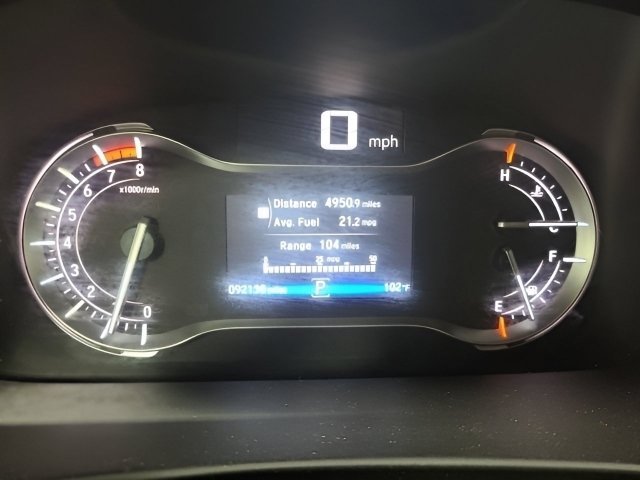 Certified Used 2018 Lunar Silver Metallic Honda EX-L image 28