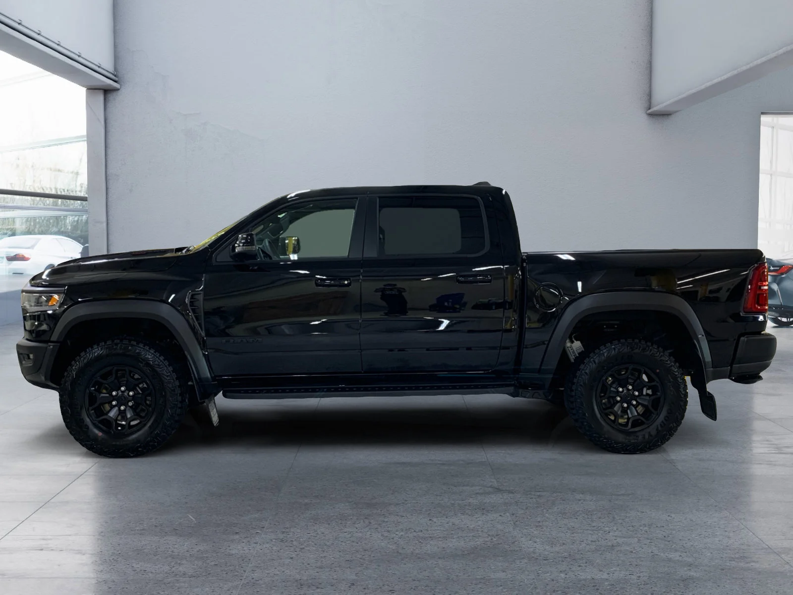 New 2026 Diamond Black Crystal Pearl Ram RHO image 2