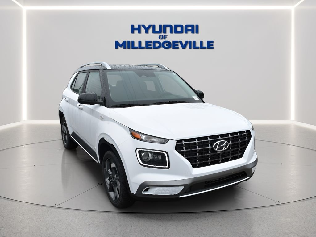 2025 Hyundai Venue Limited - Photo 6