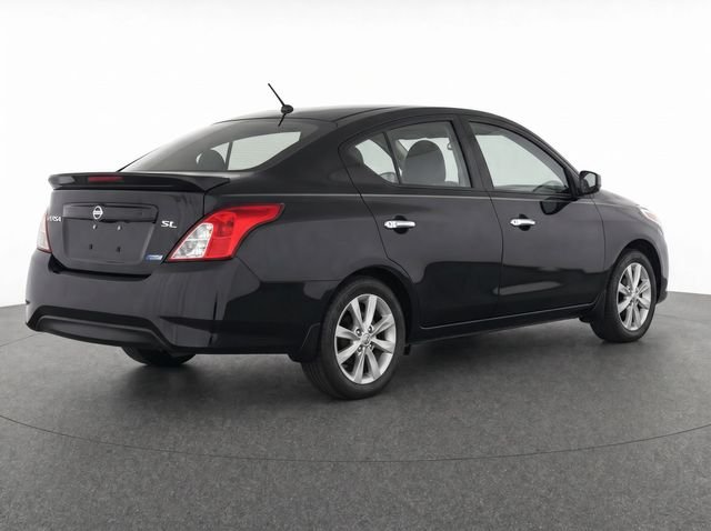 Used 2014 Black Nissan 1.6 SL image 5