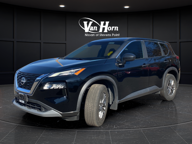 Used 2023 Super Black Nissan S image 7