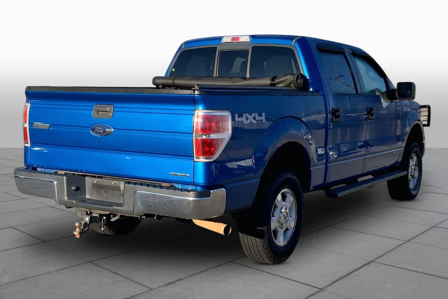 Used 2014 Blue Flame Metallic Ford XLT image 12