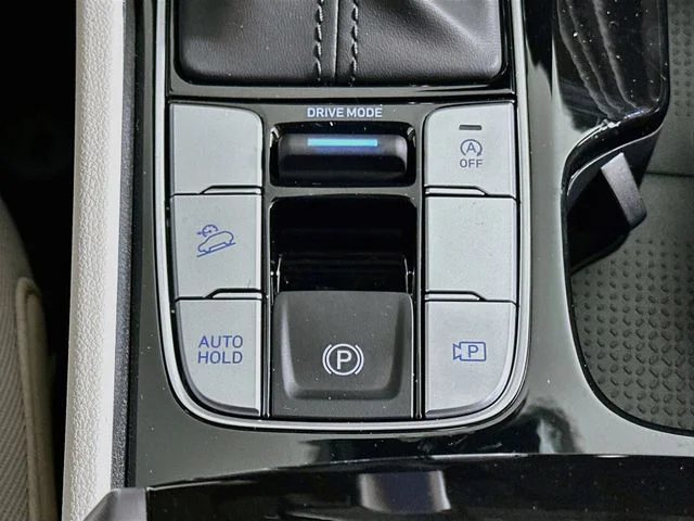 New 2026 Hyundai TUCSON SE