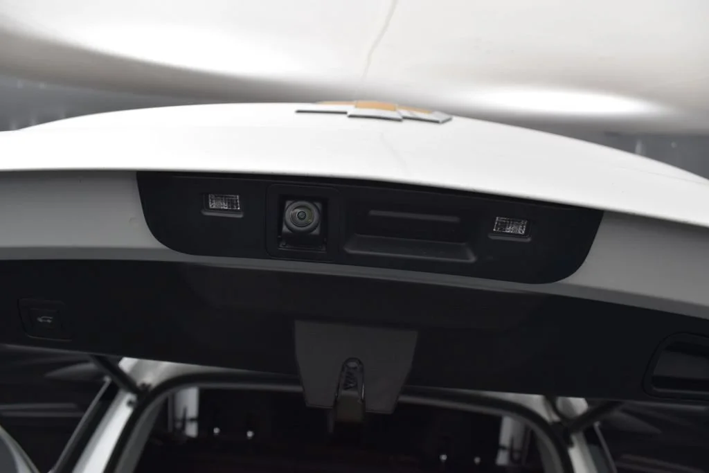 New 2026 Summit White Chevrolet LT image 24