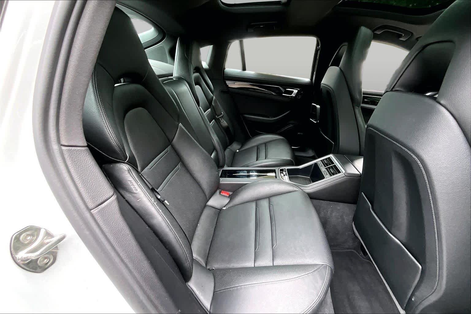 Used 2020 Carrara White Metallic Porsche 4 image 19