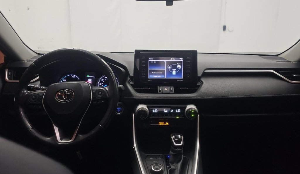 Used 2022 Gray Toyota XLE Premium image 6