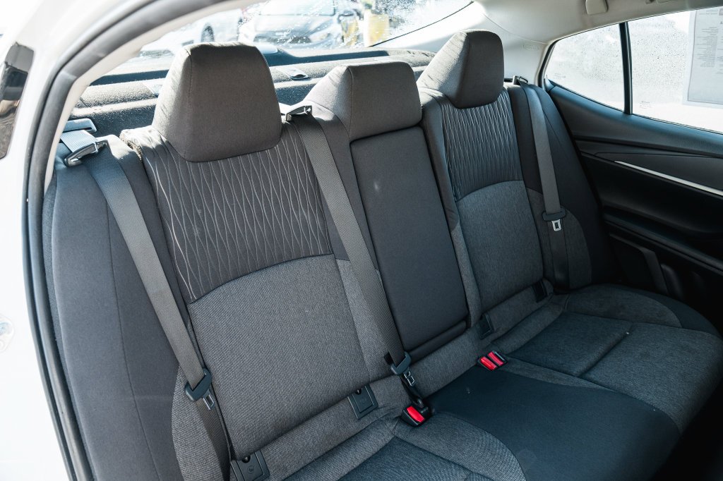 Certified Used 2025 Ice Toyota LE image 27