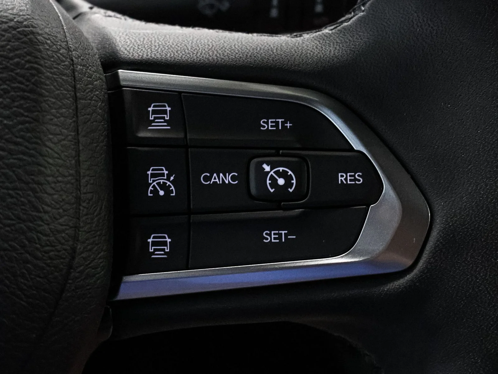 2024 Jeep Compass Limited - Photo 35