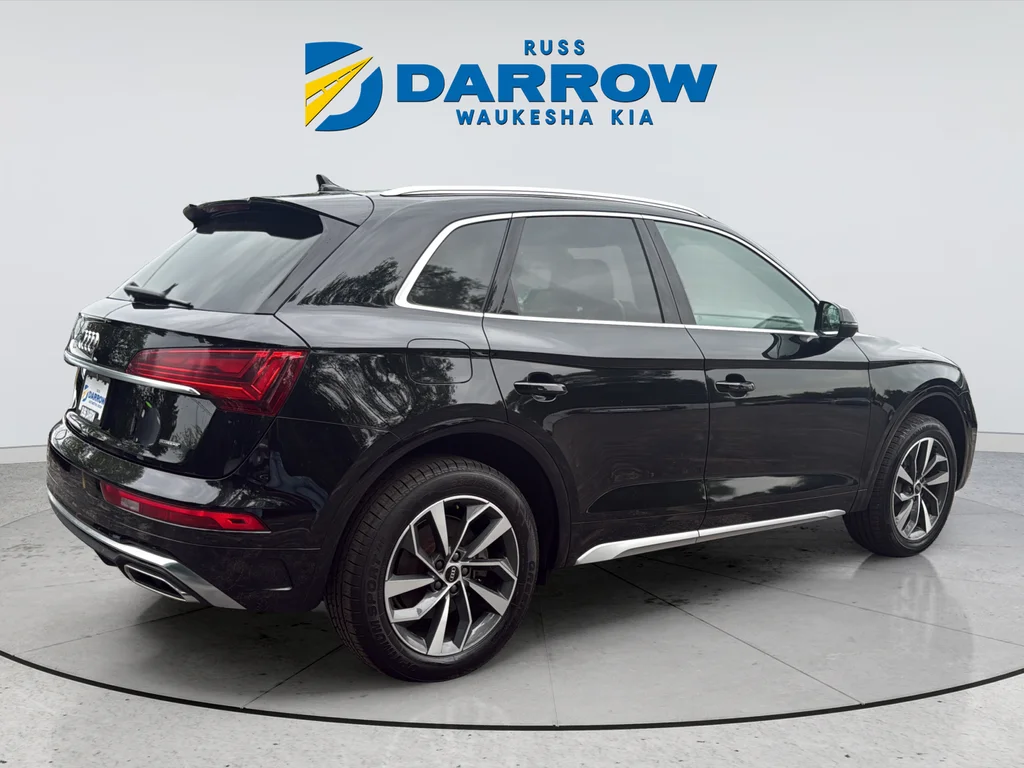 Used 2023 Black Audi 45 S line Premium image 5