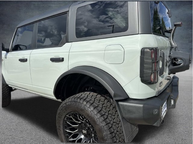 Used 2024 Green Ford Wildtrak image 19