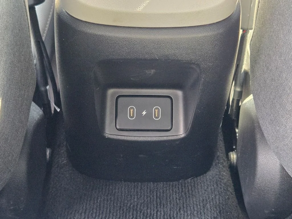 Used 2025 Silver Hyundai Limited image 13