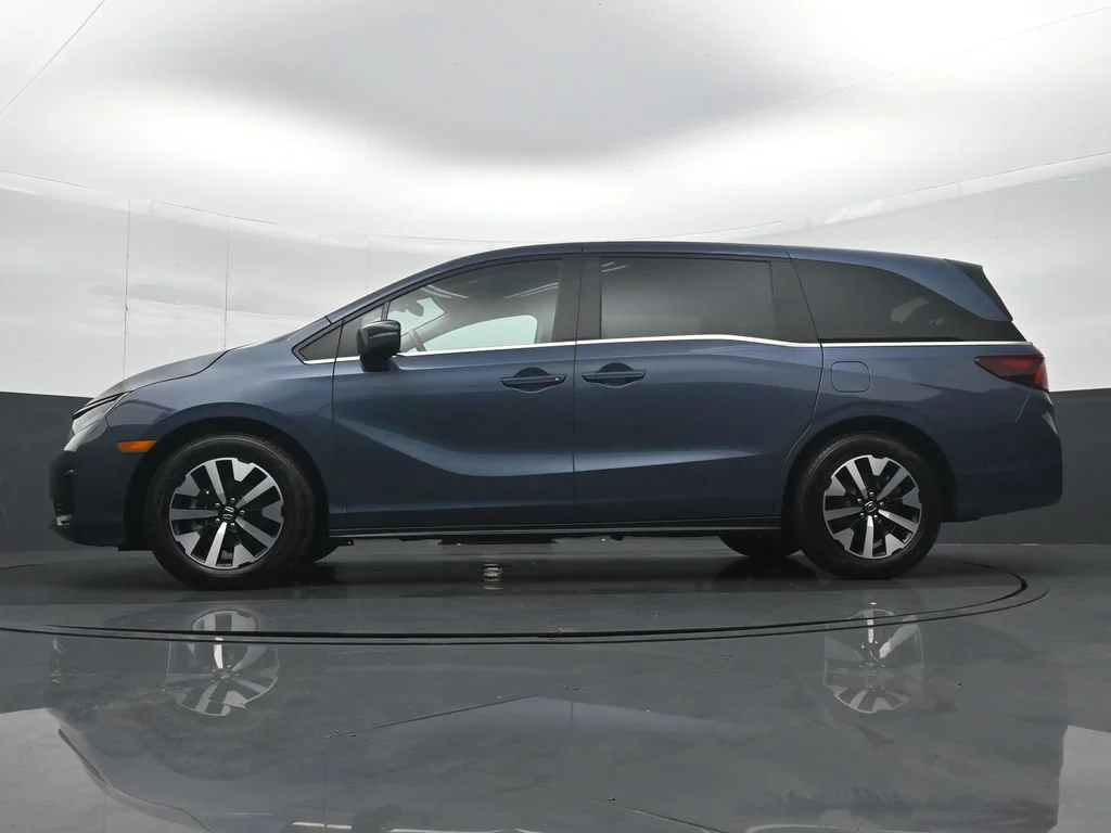 Used 2025 Black Honda EX-L image 28