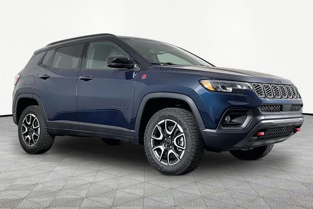 New 2026 Fathom Blue Pearl-Coat Exterior Paint Jeep Trailhawk image 3