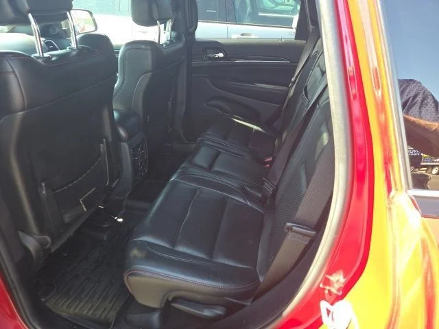 Used 2019 Red Jeep Trailhawk image 6