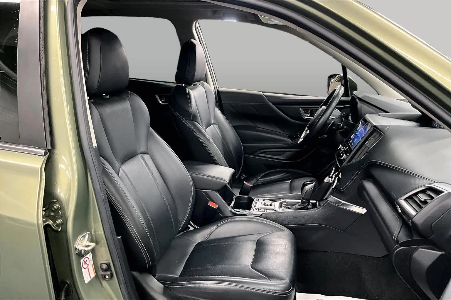 Used 2020 Jasper Green Metallic Subaru Touring image 8