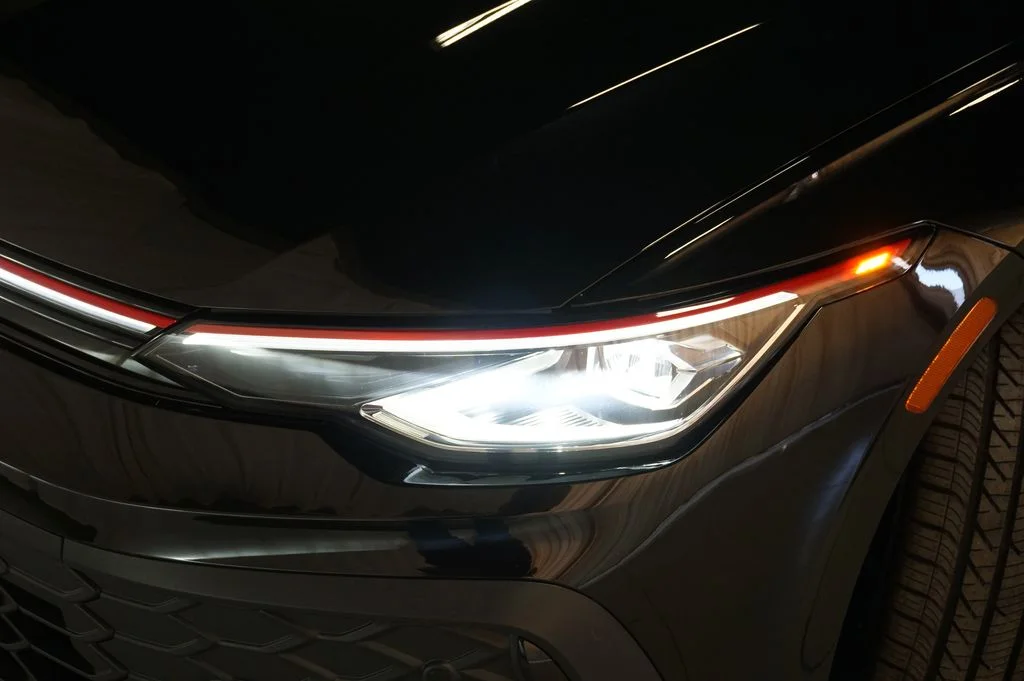 New 2026 Black Volkswagen 2.0T SE image 34