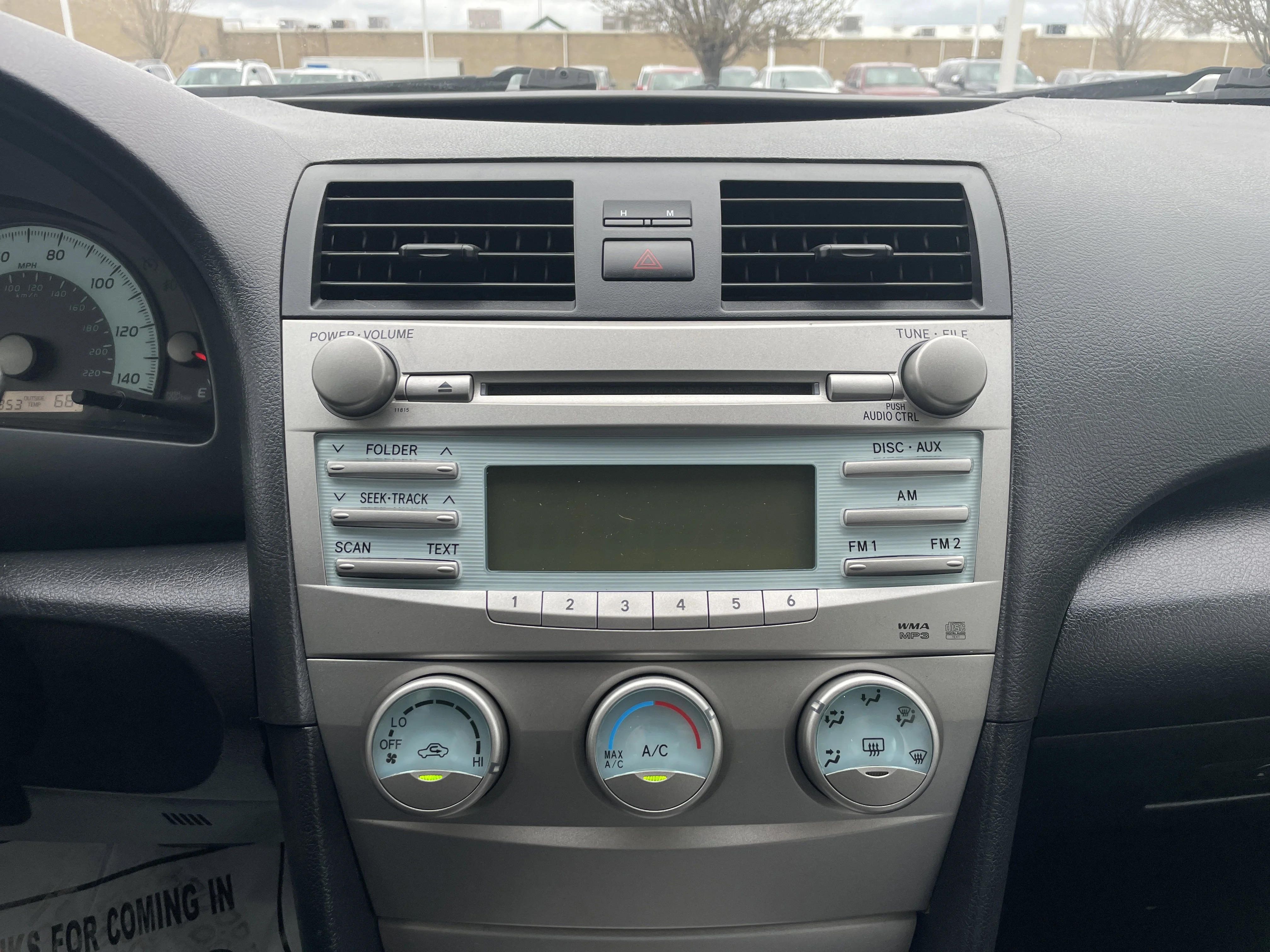 Used 2007 Aloe Green Metallic Toyota SE image 16