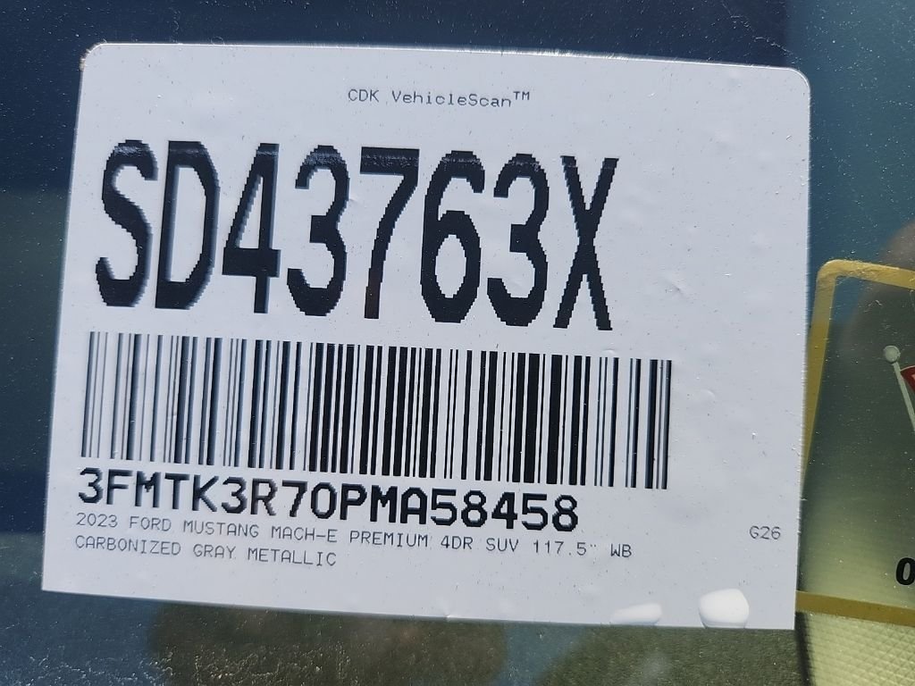 Used 2023 Gray Ford Premium image 5