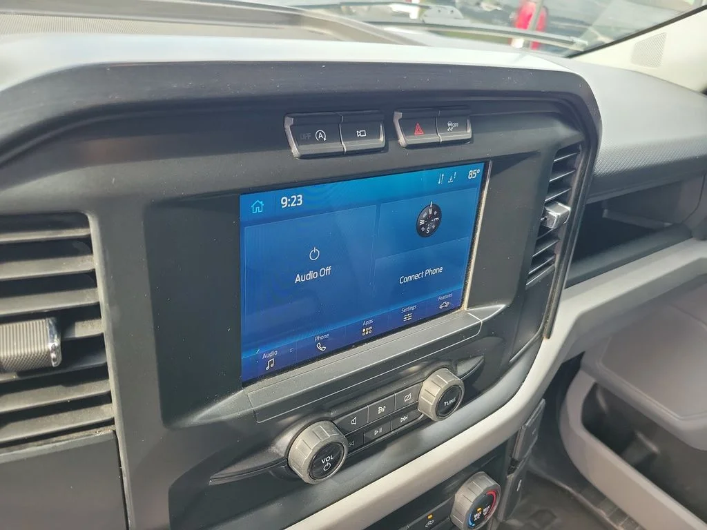 Used 2022 White Ford XL image 31