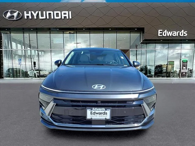 Used 2025 Gray Hyundai Limited image 10