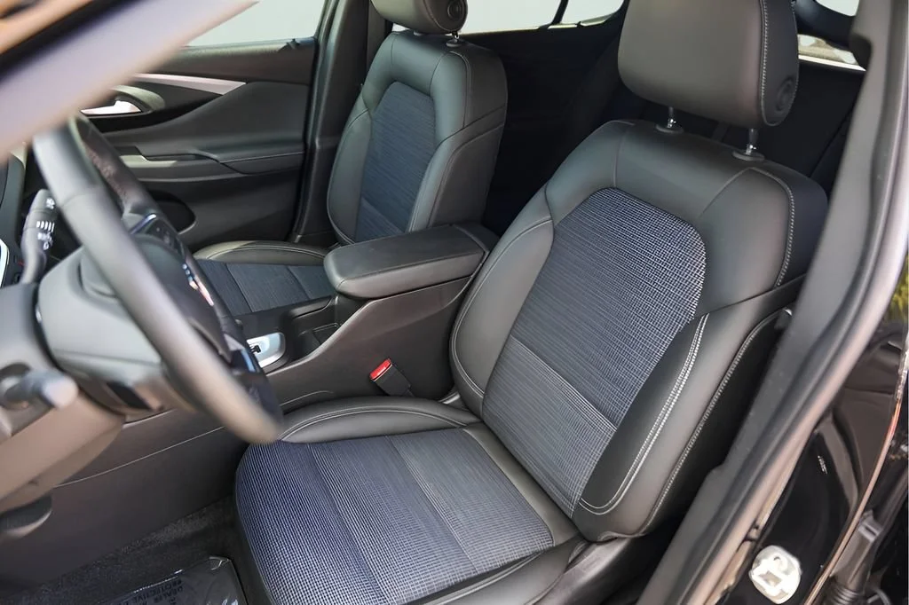 Used 2024 Ebony Twilight Metallic Buick Preferred image 7