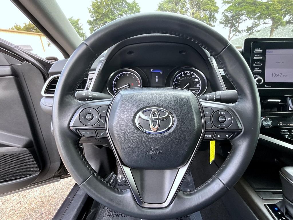 2024 Toyota Camry SE - Photo 10