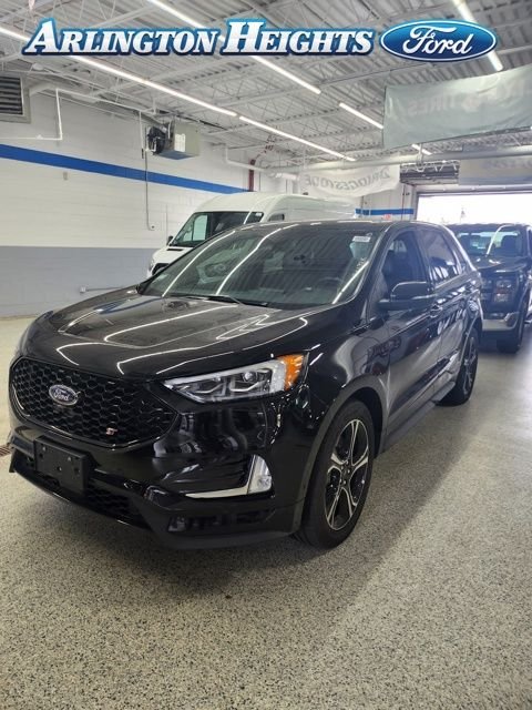 Used 2022 Agate Black Metallic Ford ST image 1