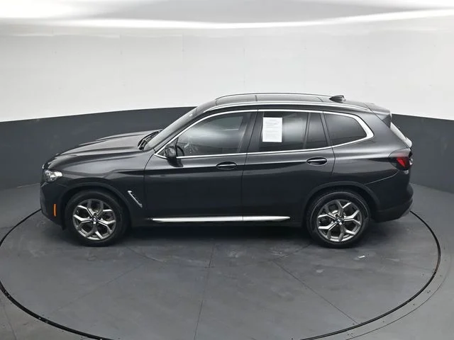 Used 2024 Gray BMW sDrive30i image 28