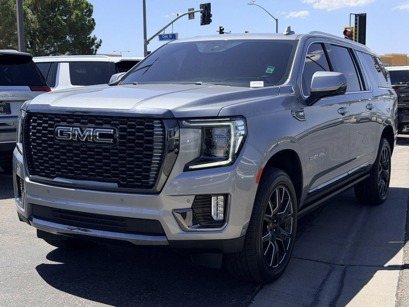 Used 2024 Sterling Metallic GMC Denali Ultimate image 3