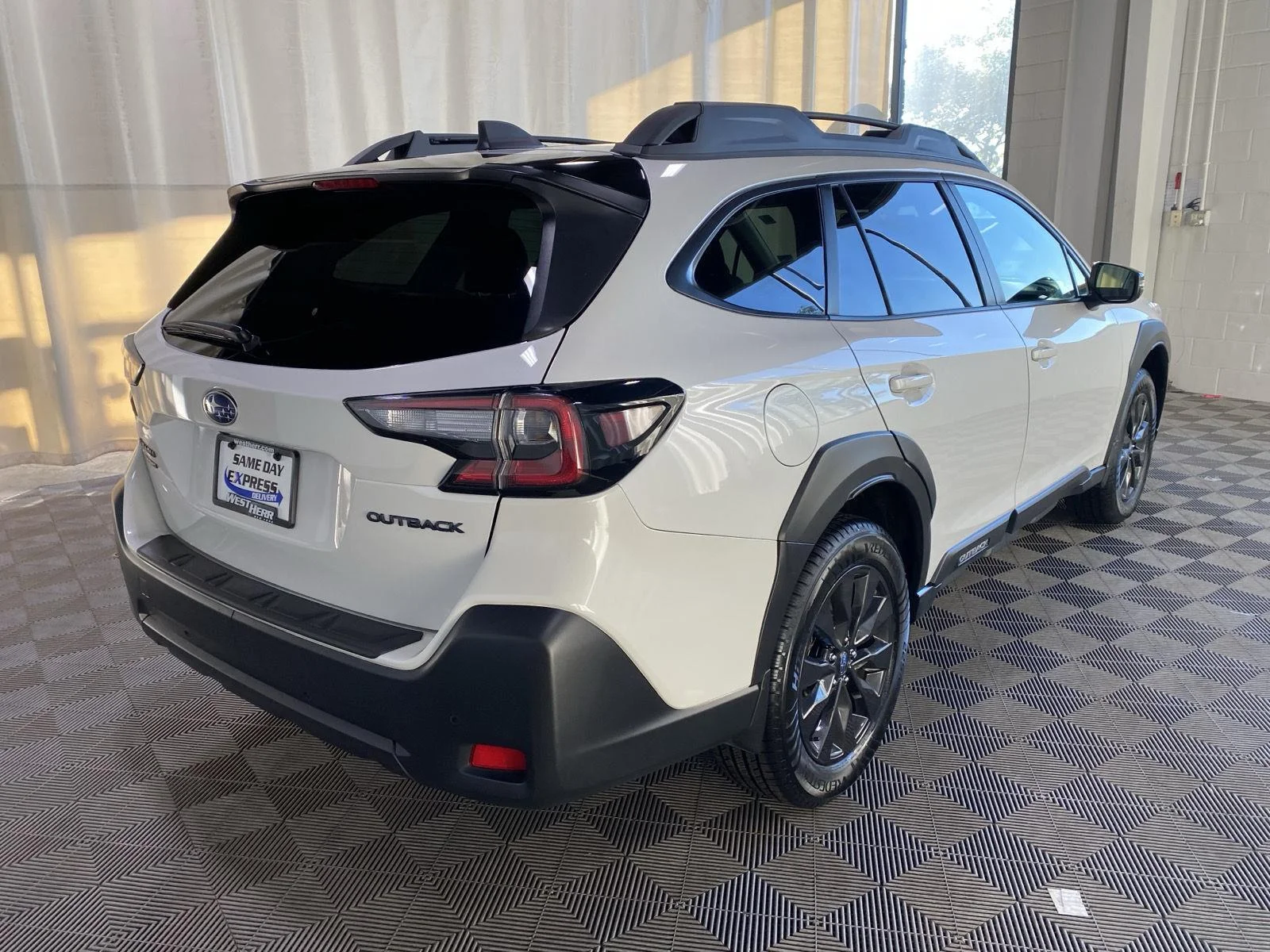 Used 2024 Crystal White Pearl Subaru Onyx Edition image 15