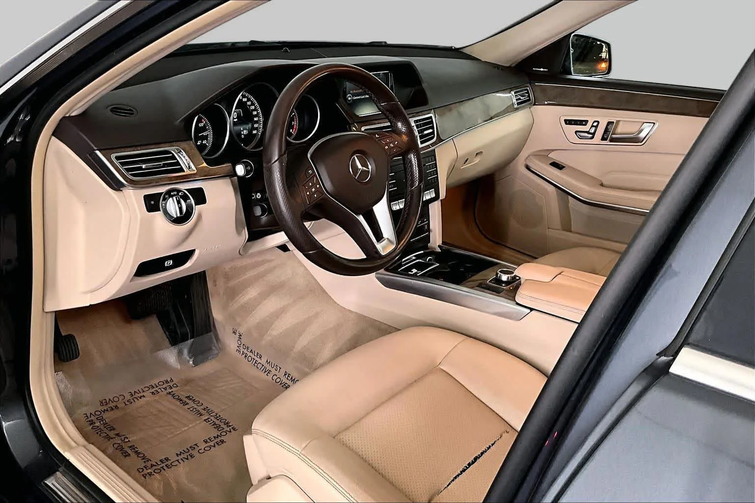 Used 2016 Steel Grey Metallic Mercedes-Benz E 350 Luxury image 18