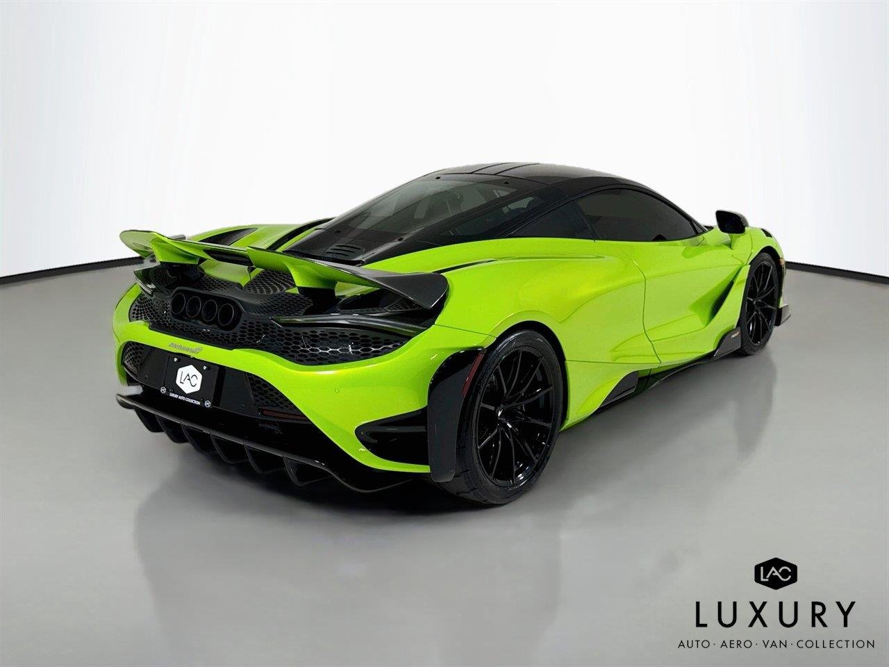 Used 2021 Lime Green McLaren Coupe image 6