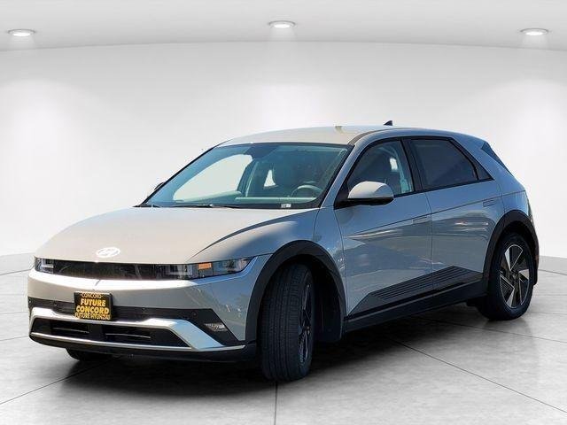 New 2026 Gray Hyundai SEL image 27