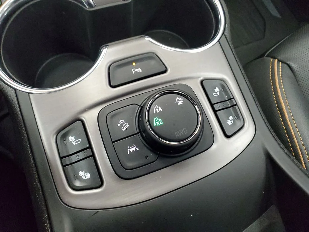 Used 2023 Black GMC AT4 image 25