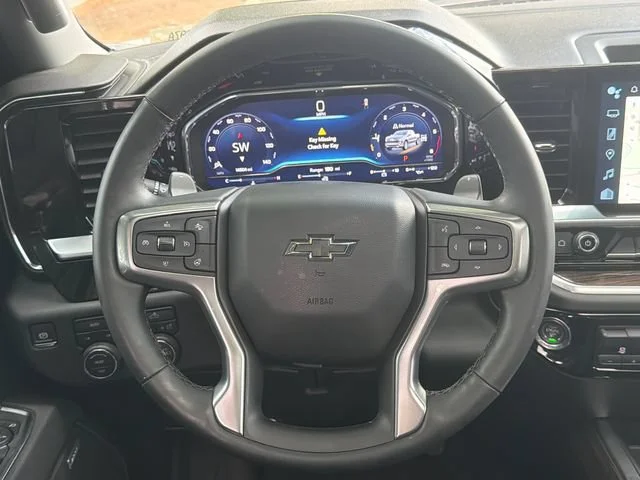Used 2025 Summit White Chevrolet RST image 23