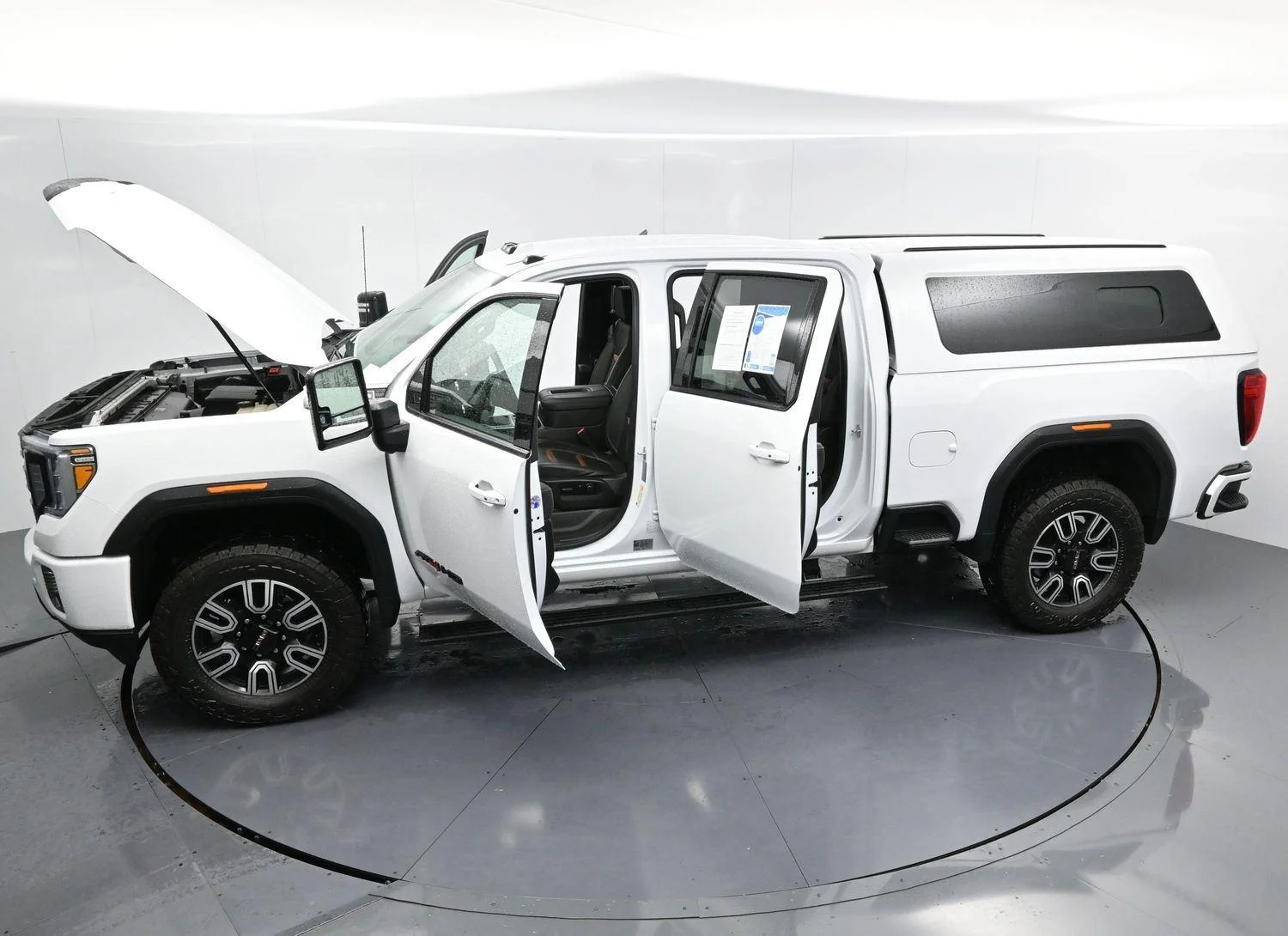 Used 2022 Summit White GMC AT4 image 44